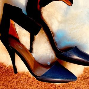 Jeffrey Campbell 2 toned pumps